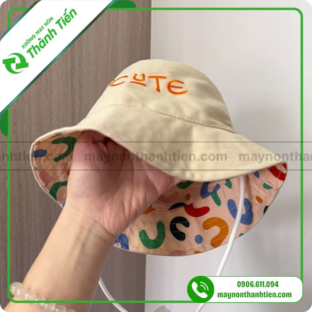 Mũ x&ograve;e 2 mặt mix m&agrave;u nổi bật