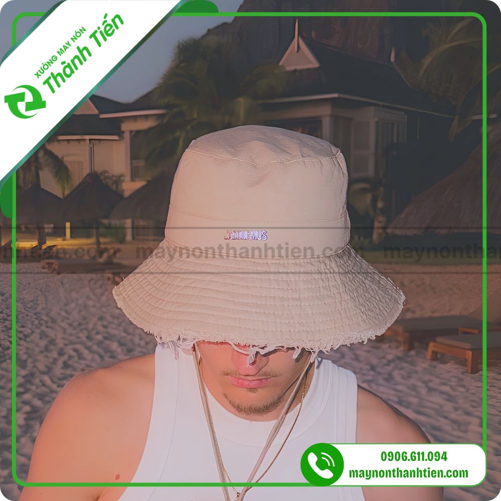 N&oacute;n tai b&egrave;o, bucket đi biển cho nam