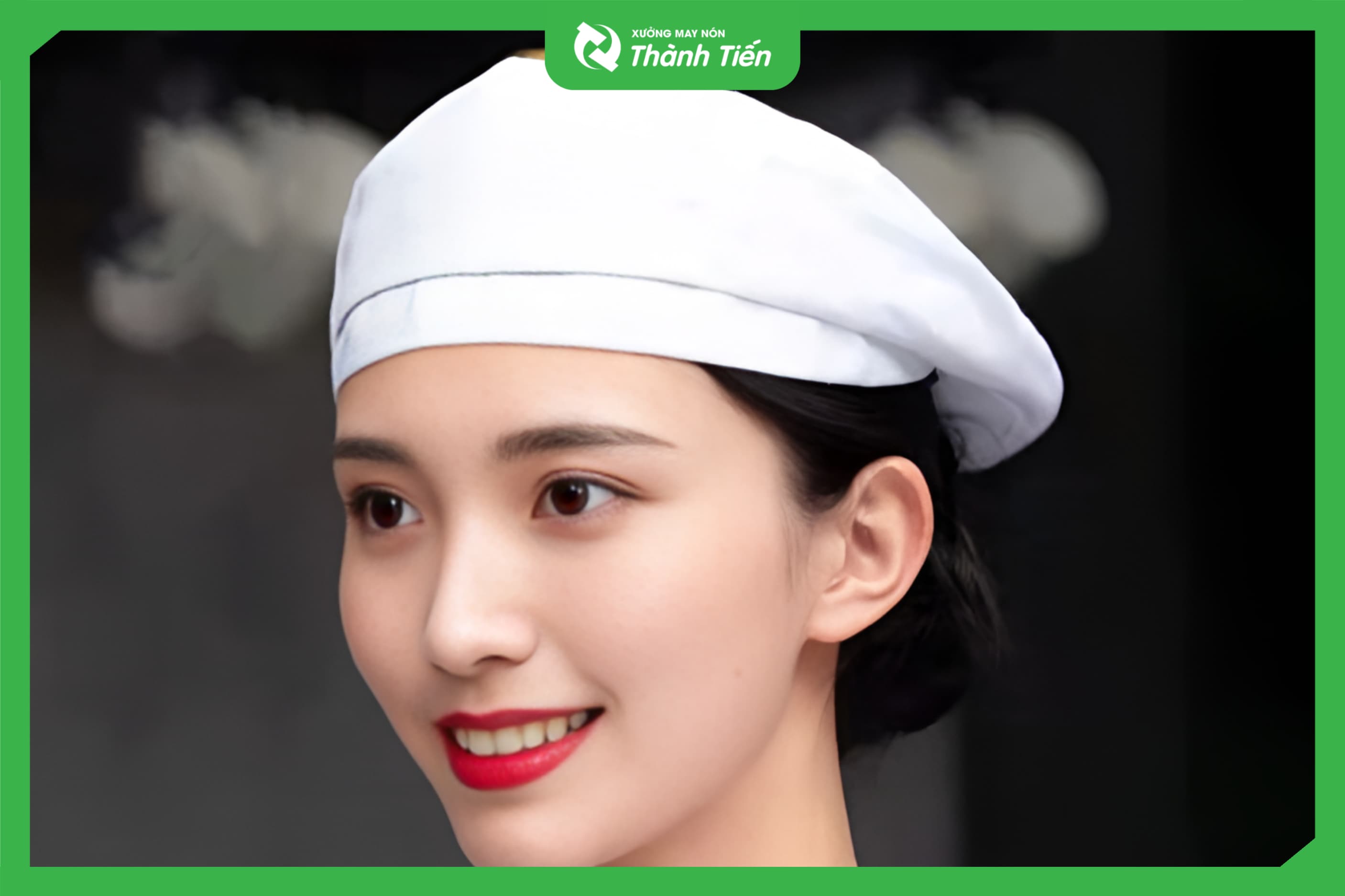 n&oacute;n beret nh&acirc;n vi&ecirc;n nh&agrave; h&agrave;ng trắng