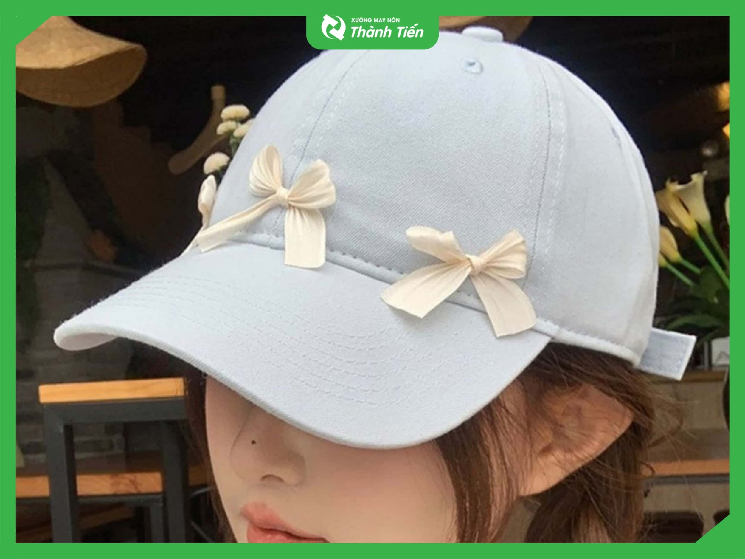 N&oacute;n lưỡi trai m&agrave;u pastel gắn nơ phụ kiện